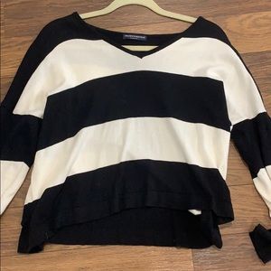Brandy Melville sweater